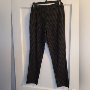NWOT Who What Wear Black and White PinStripe Trouser Pants